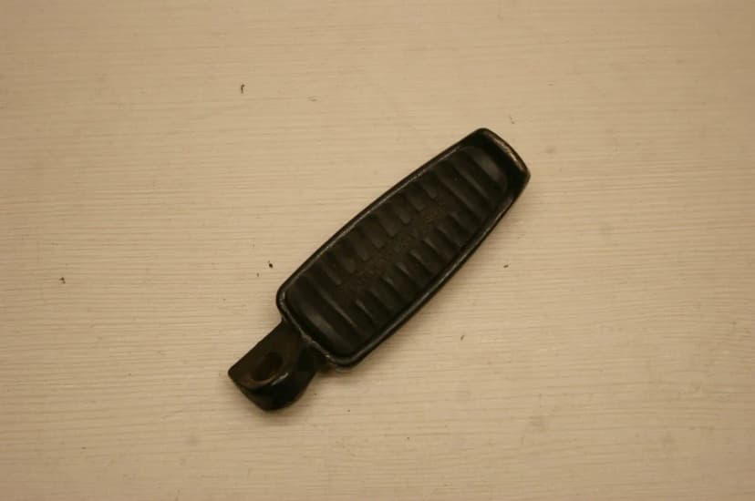 Harley Davidson Black Footrest Peg / Pedal
